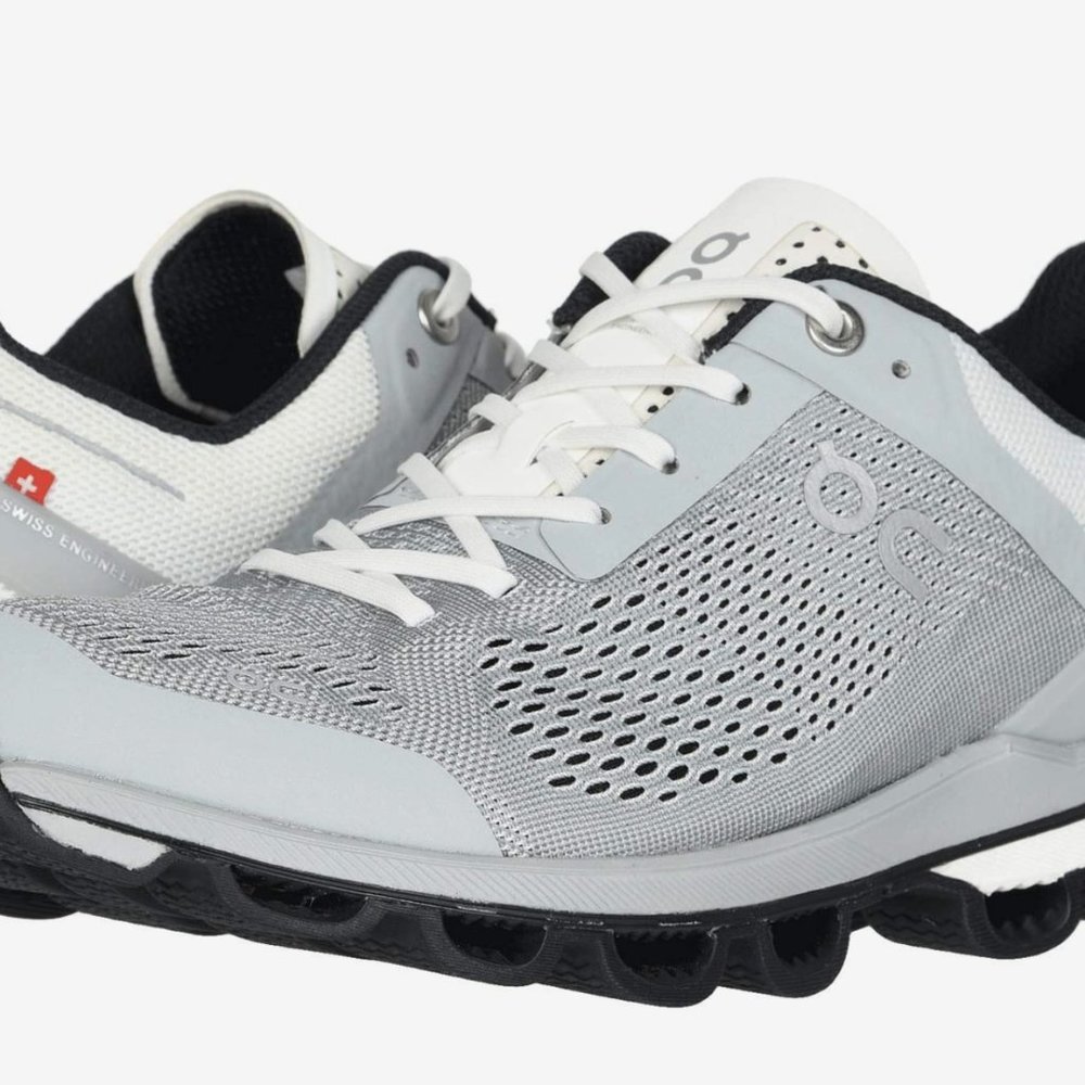 On Cloud Cloudsurfer Women's 7.5 grey